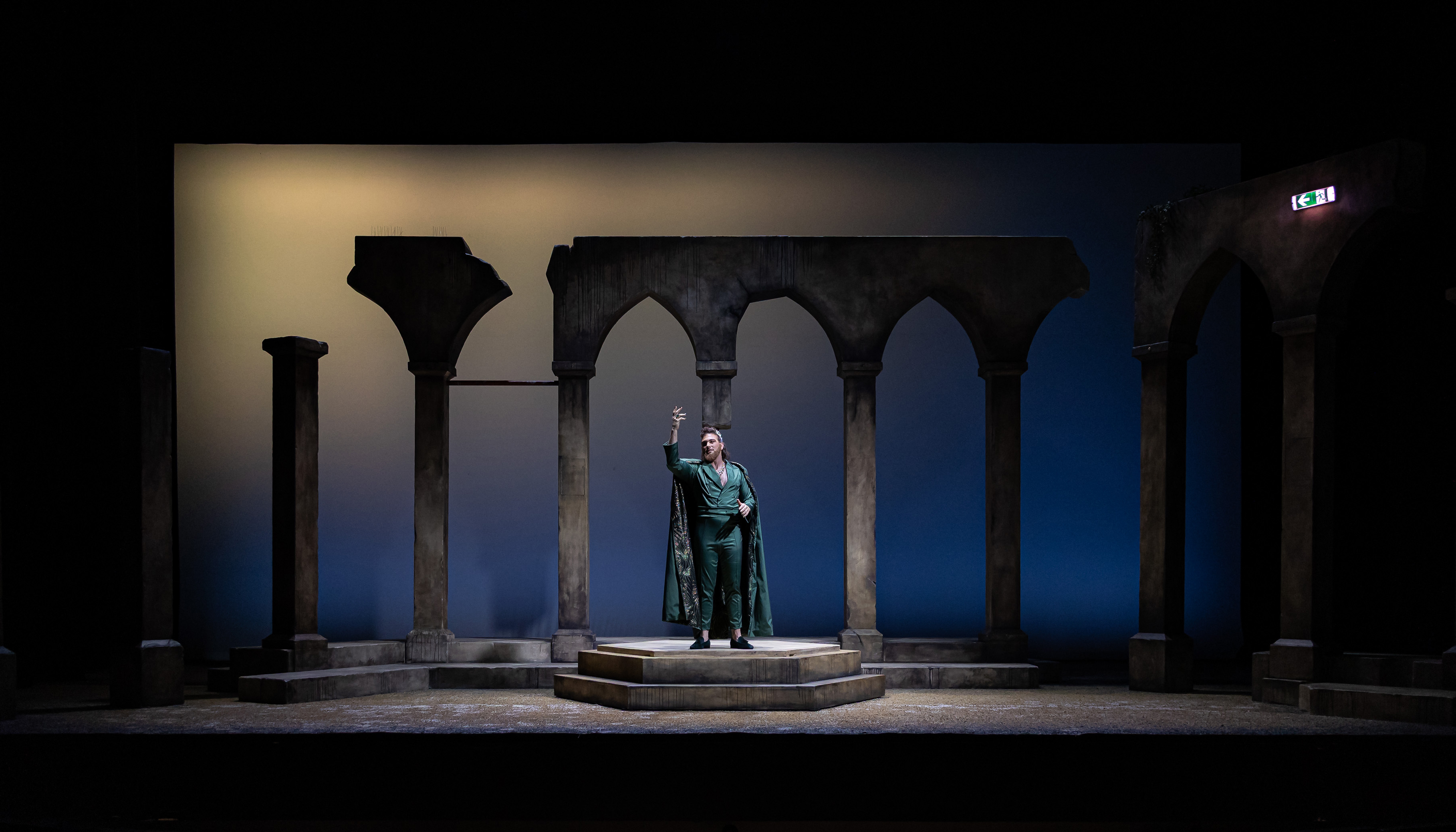 Jean-Kristof Bouton dans le rôle d'Agamemnon.